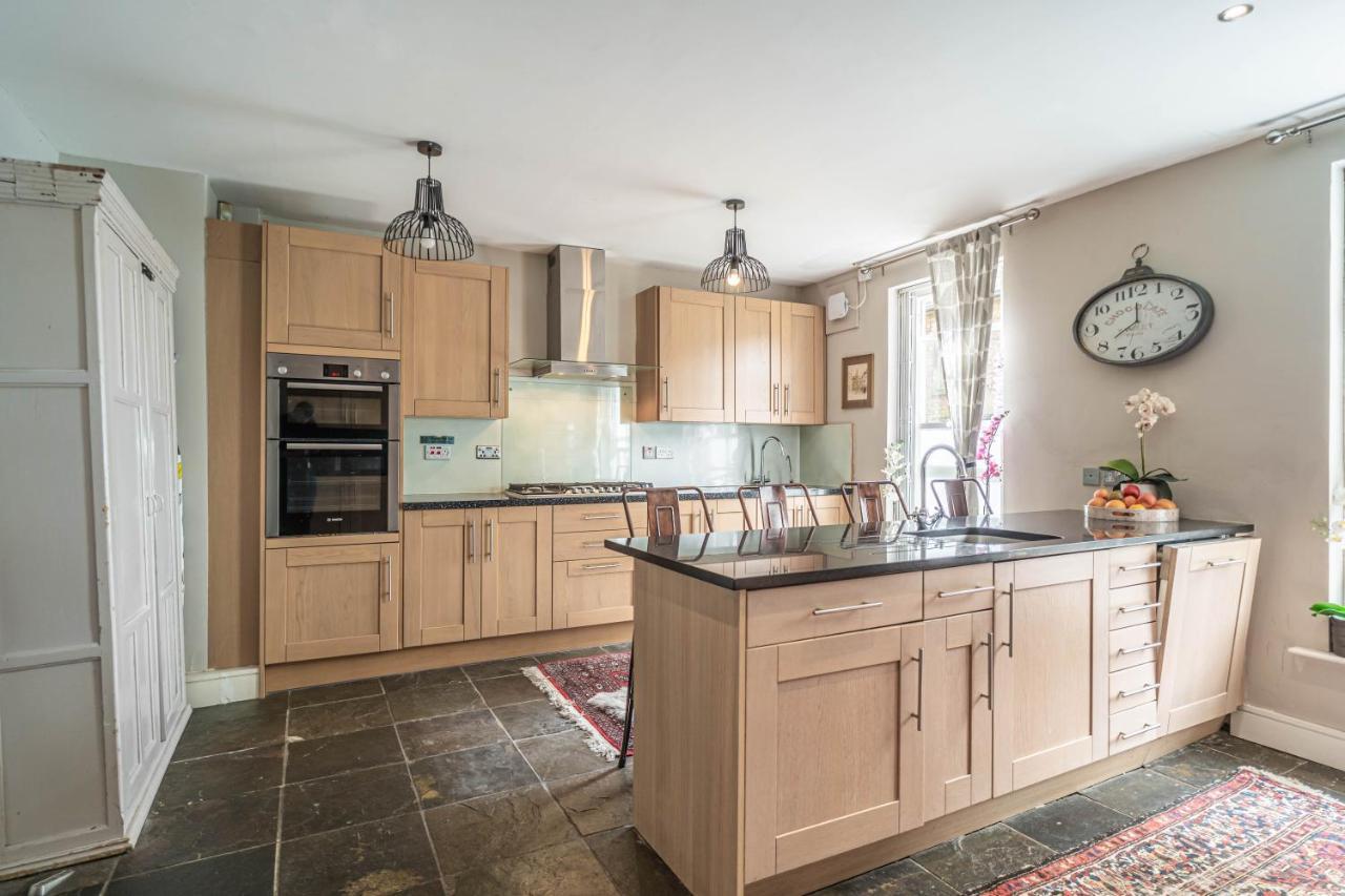 House Close To Kings Cross Лондон Экстерьер фото